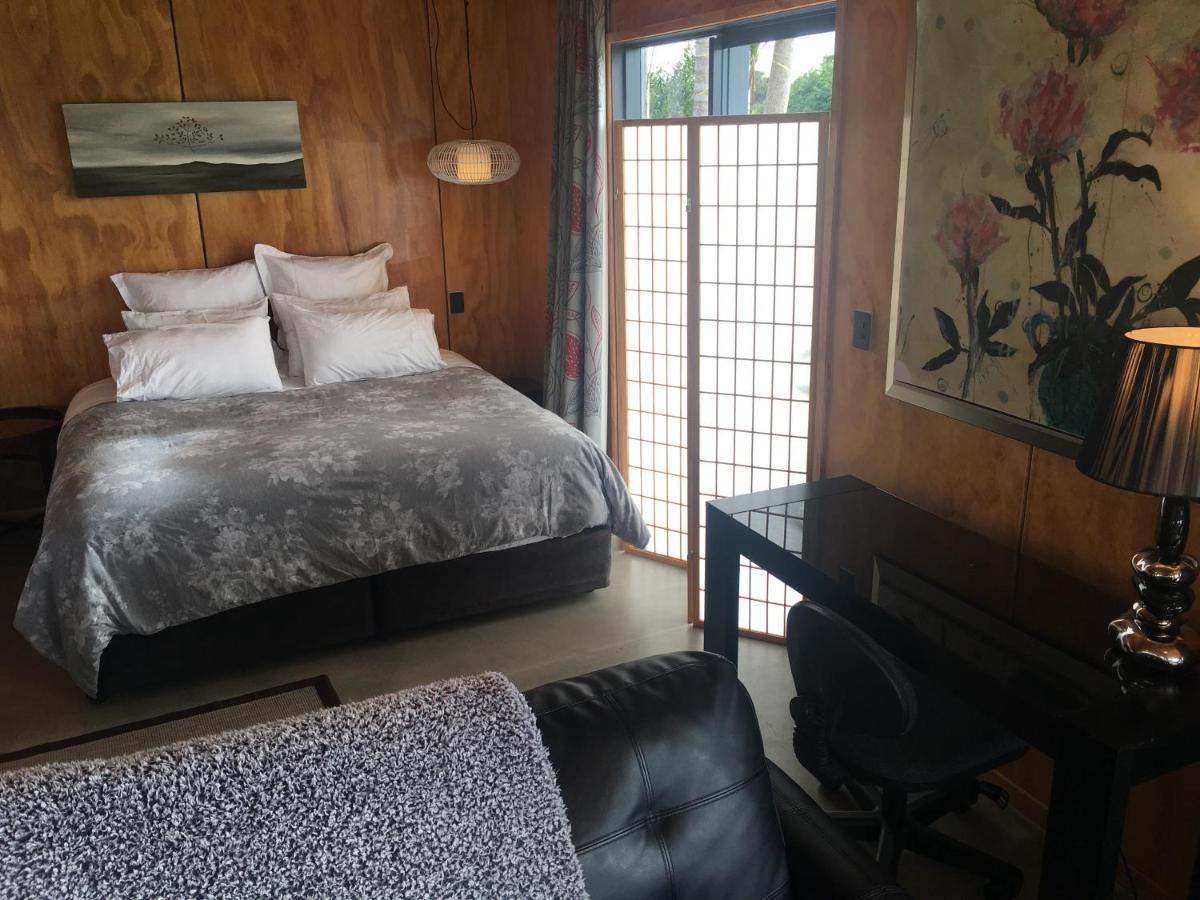 The Camel At Araiawa Raio Lodge Pukenui 外观 照片
