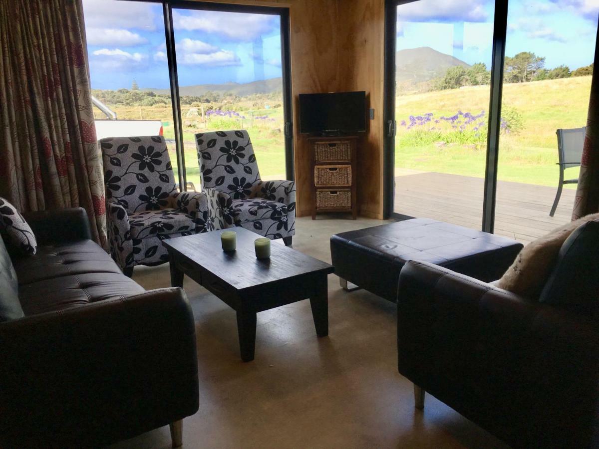 The Camel At Araiawa Raio Lodge Pukenui 外观 照片