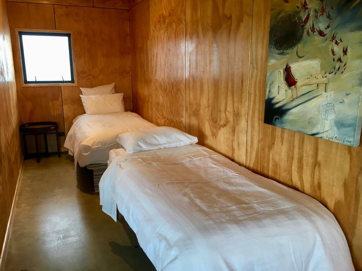 The Camel At Araiawa Raio Lodge Pukenui 外观 照片
