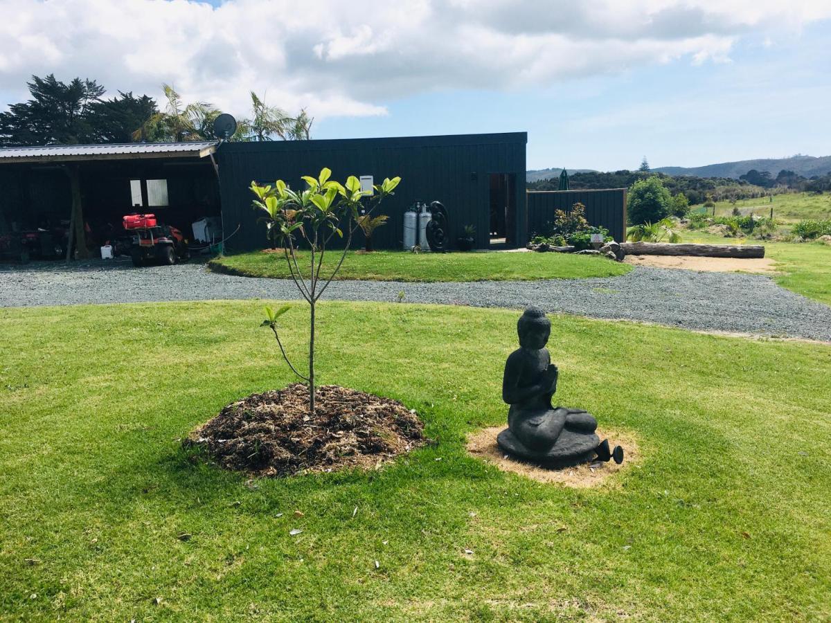 The Camel At Araiawa Raio Lodge Pukenui 外观 照片