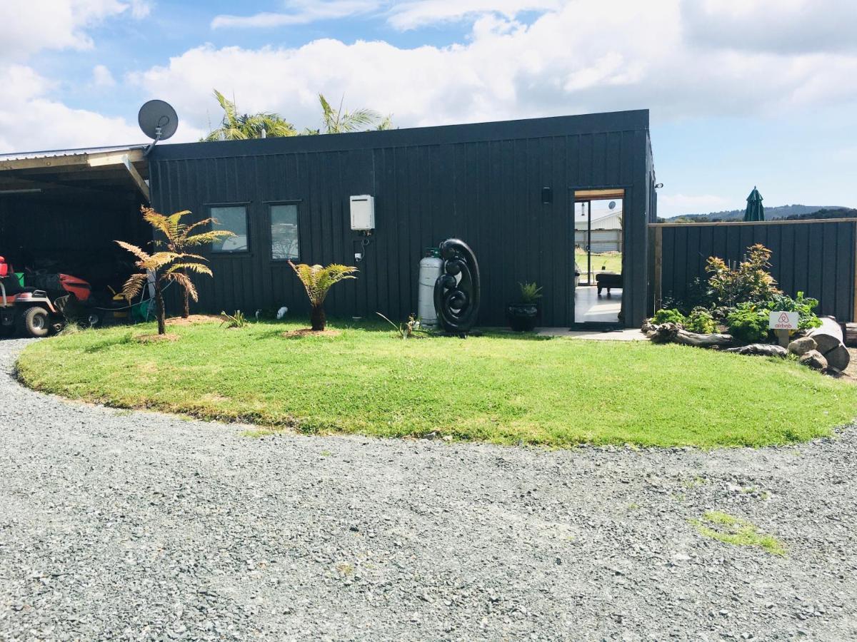 The Camel At Araiawa Raio Lodge Pukenui 外观 照片